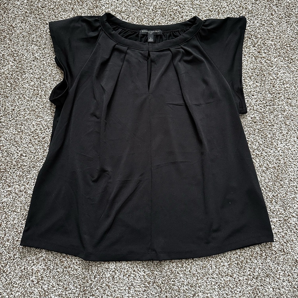 Women’s Banana Republic small black dress shirt
